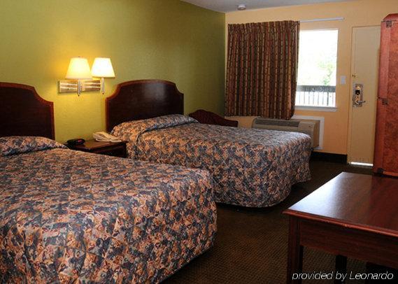 Budget Lodge Churchland チェサピーク 部屋 写真